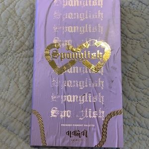 Pressed pigment palette